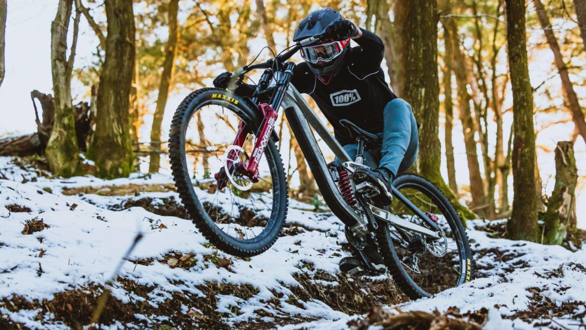 Celou sezónu odjezdí na prototypech?! Trek Factory Racing DH mění filosofii!